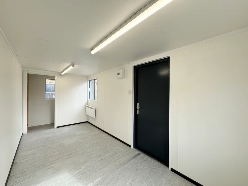 21ft x 8ft Container Office Cabin | Portable Anti-Vandal Building - Image 10