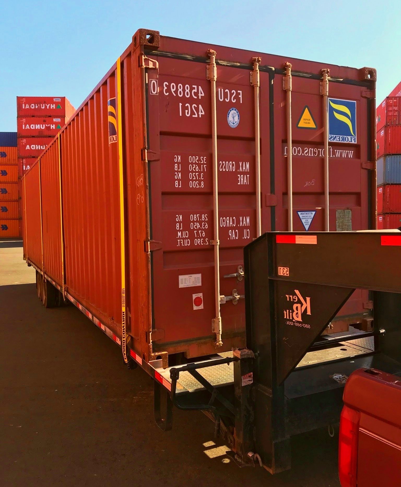 Used 40ft Standard Shipping Container in Chicago, Illinois - Image 5